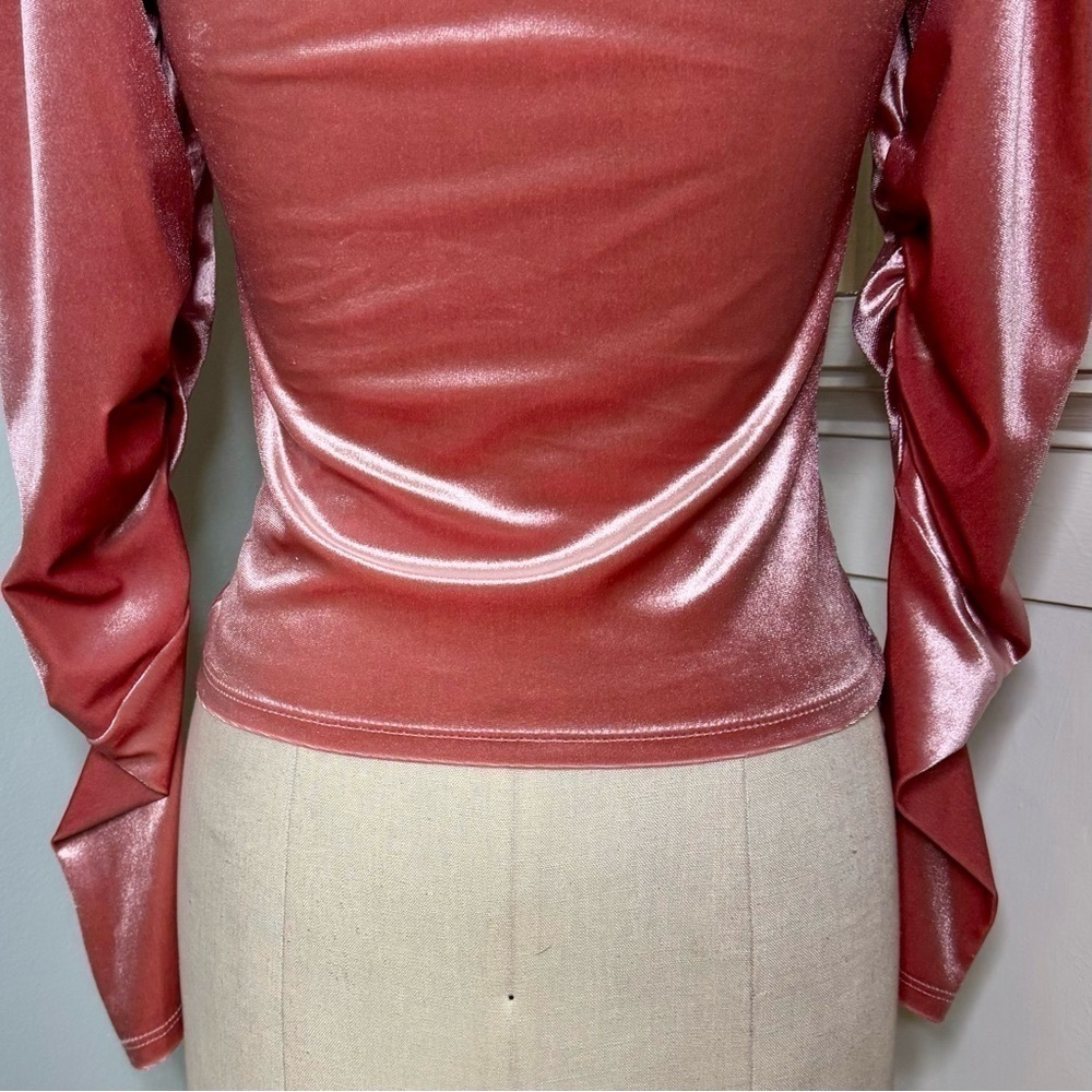 Express Pink Velvet Ruched Puff Long Sleeve Crop Top XS - Picture 9 of 14